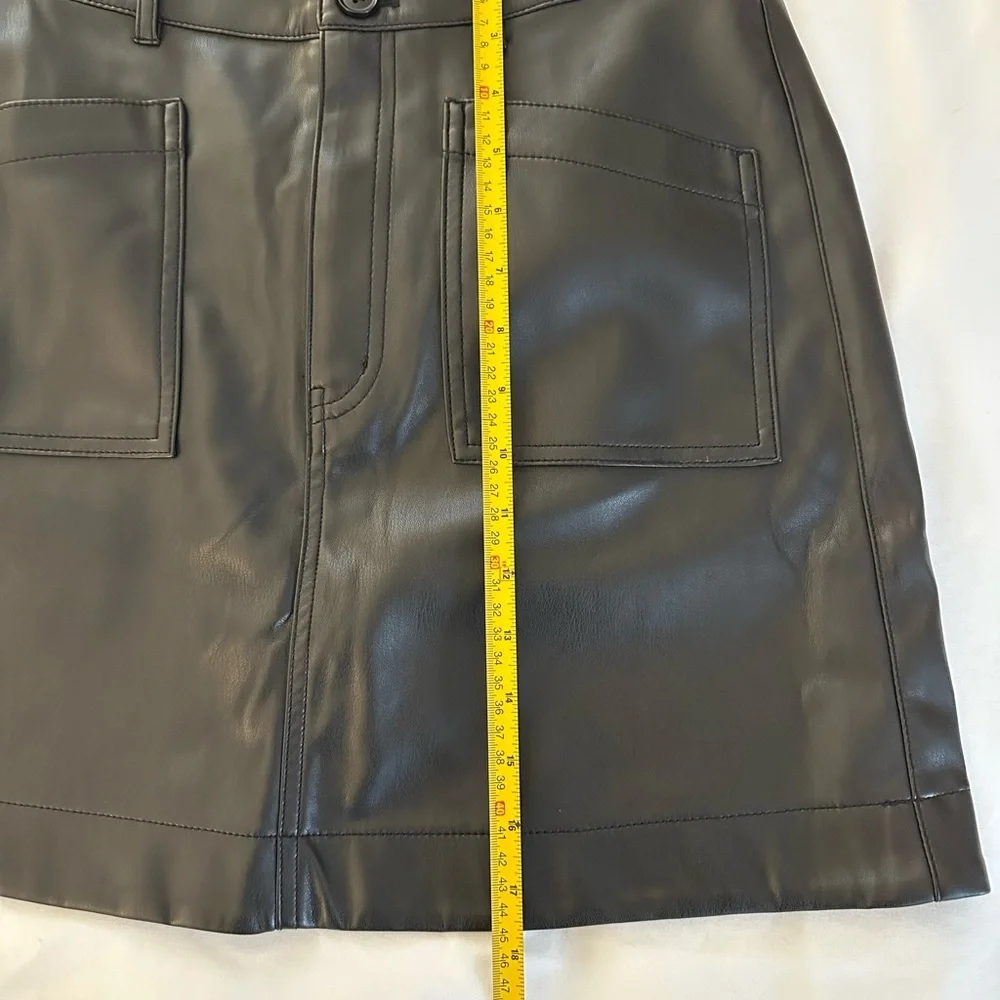 Madewell Black Faux Leather Mini Skirt - Picture 6 of 6